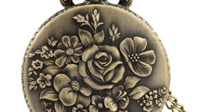 The Best Women’s Pocket Watches